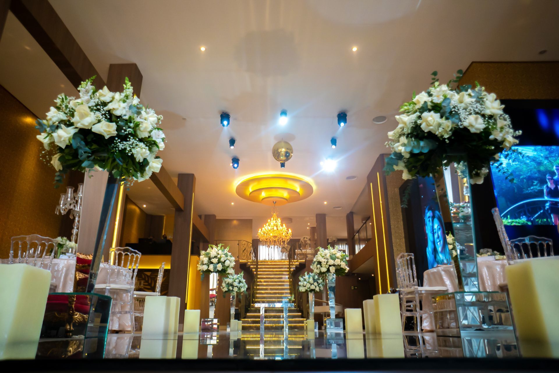 Foto karla e Douglas - Mansão East Side  - Imagem 0