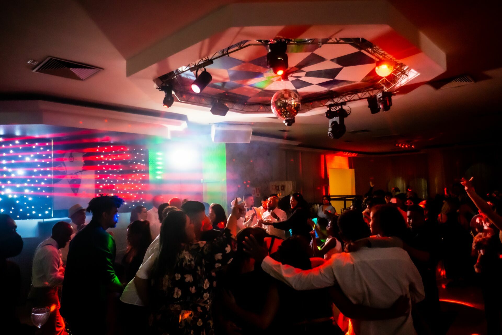 Foto JULIANA E DANILO - BUFFET TRIANON  - Imagem 75